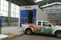 image-e433d8c7a5f3529a004068ff2be083ec5a4e4f5583cddf45df80b37b1583f3a9-V